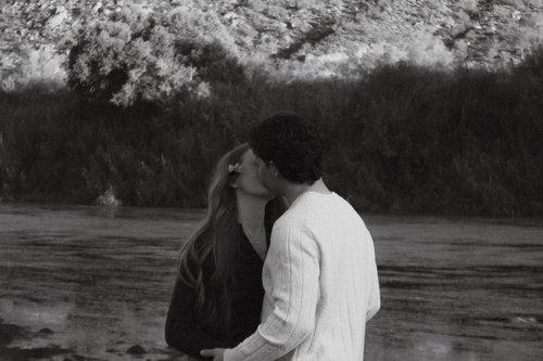 carousel-hero-element image-2